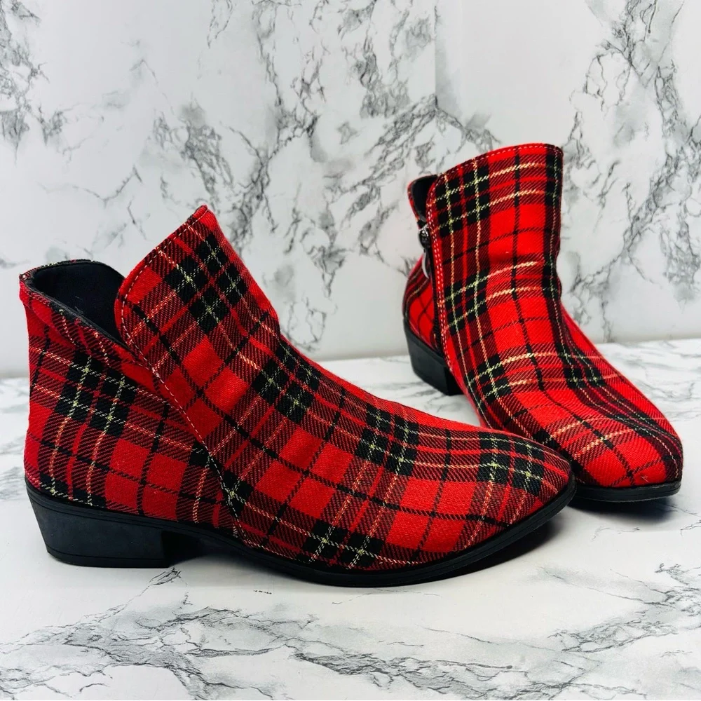 Red Plaid Tartan Lightweight Ankle Boots Side Zipper Size 6.5 / 37